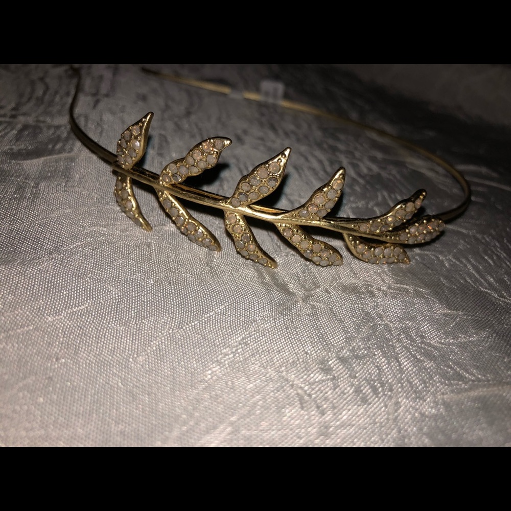 Women’s side leaf, headband with crystals